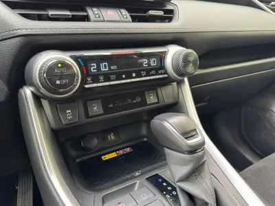 Pārdodu Toyota RAV4 Hibrīds, vieglie auto sludinājums Rīgā 11