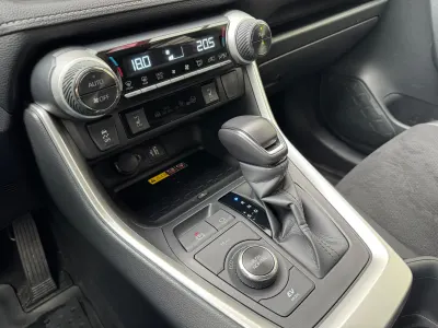 TOYOTA RAV4, vieglie auto sludinājums Purvciemā 10