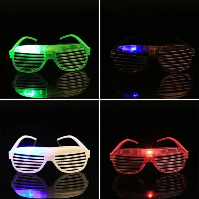 Light stick, tumsā spīdošie kociņi 100gab, mēbeles un interjers, apgaismojums sludinājums Rīgā 1