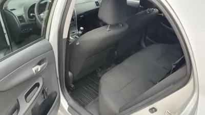 Продаю Toyota Corolla 1,6 л, 97 кВт/132 ЗС, легковые автомобили ad в Риге 8