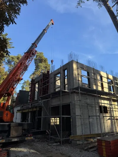 Ancoris, house construction ad in Ziepniekkalns 9