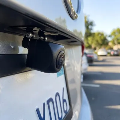 Pārnēsājams Bluetooth skaļrunis ar LED apgaismojumu, mēbeles un interjers, apgaismojums sludinājums Rīgā 2