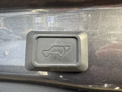 Pārdod Toyota RAV4, vieglie auto sludinājums Rīgā 16