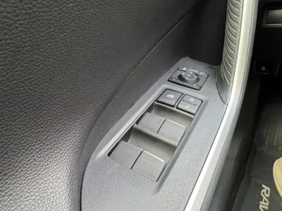 Pārdodu Toyota RAV4 Hibrīds, vieglie auto sludinājums Rīgā 15