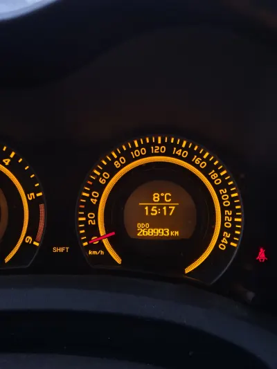 Toyota Auris 2.0 D-4D, легковые автомобили ad в Центре Риги 5