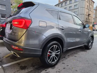 DFSK Fengon 580 INTELLIGENT — 7 мест, 1,5 Turbo, 146 ZS, 620 км, легковые автомобили ad в Центре Риги 2
