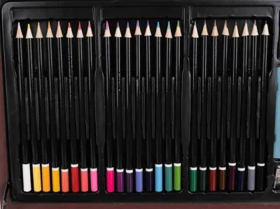 143-piece drawing set in a wooden case, accessories and supplies ad in Riga 4