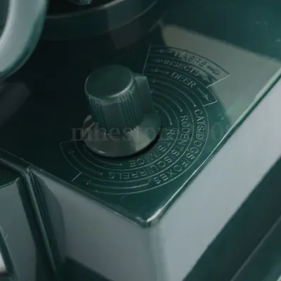 Ultrasonic and solar-powered repeller for cats, dogs, birds, and other animals,  animal feed, products and services ad in Riga 10