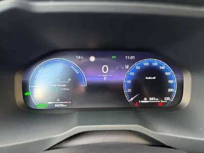 Pārdod Toyota RAV4, vieglie auto sludinājums Rīgā 10