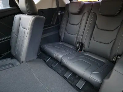 DFSK Fengon 580 INTELLIGENT — 7 мест, 1,5 Turbo, 146 ZS, 620 км, легковые автомобили ad в Центре Риги 14
