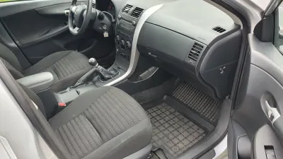 Продаю Toyota Corolla 1,6 л, 97 кВт/132 ЗС, легковые автомобили ad в Риге 7