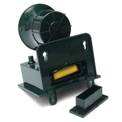 Ultrasonic and solar-powered repeller for cats, dogs, birds, and other animals,  animal feed, products and services ad in Riga 7
