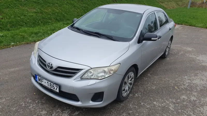Продаю Toyota Corolla 1,6 л, 97 кВт/132 ЗС, легковые автомобили ad в Риге 1